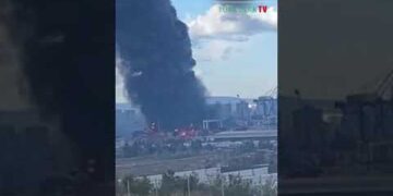 İskenderun Limanı’nda Yangın Çıktı #deprem #shorts