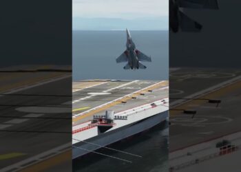 SU-33 Jetinden Dikey iniş